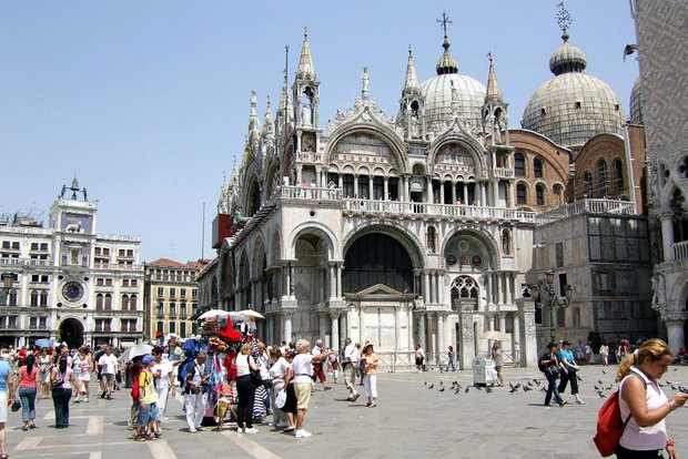 Площадь Сан-Марко (ит. Piazza San Marco), или площадь Святого Марка