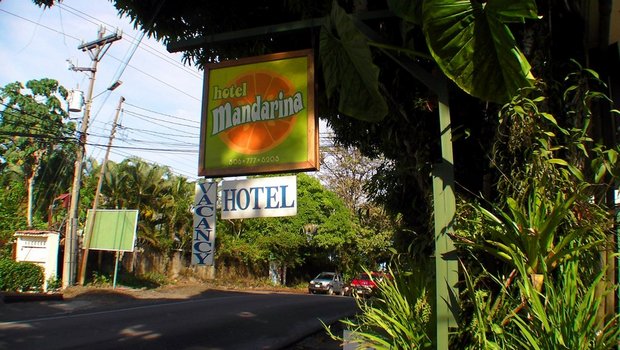Отель "Мандарин" (hotel Mandarina)