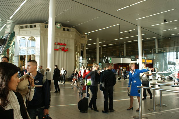 Аэропорт в Амстердаме