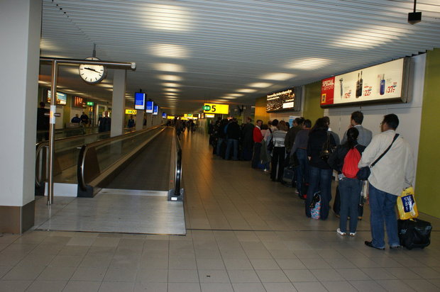 Аэропорт в Амстердаме