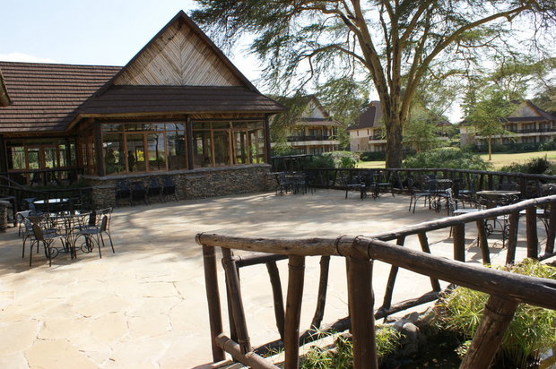 Открытая веранда в Lake Naivasha Sawela Lodge