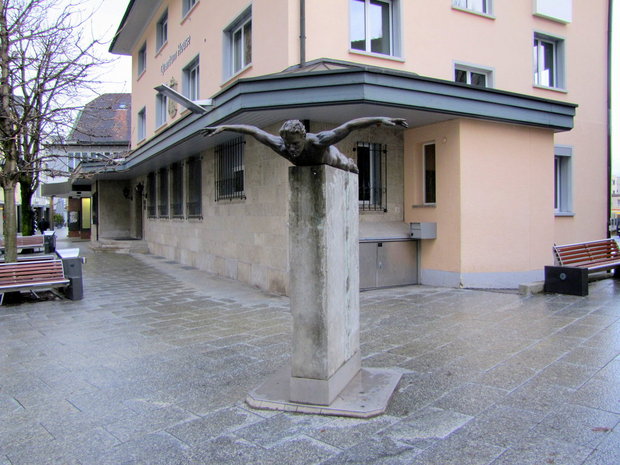 Памятник на улочках Вадуца