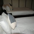 Кровати в Непентес-лодж
