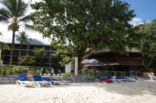 Пляж отеля Coral Strand 