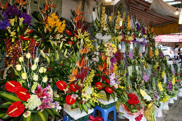 Цветочные ряды в Ханое