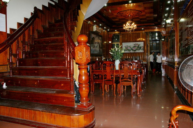 Кафе в Nam Hai Hotel