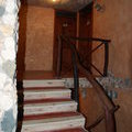 Лестница на второй этаж в Hotel Caño Hondo