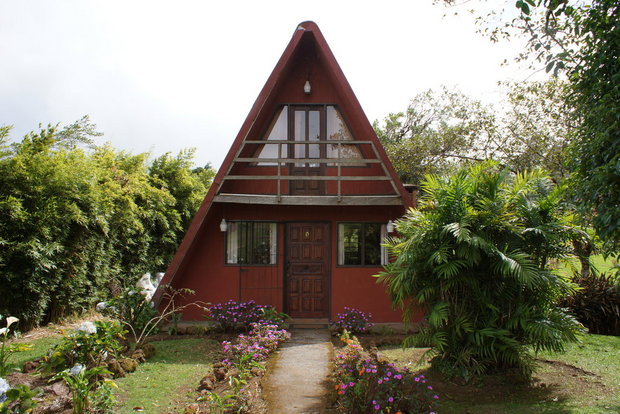 Двухэтажный домик в Villa Calas