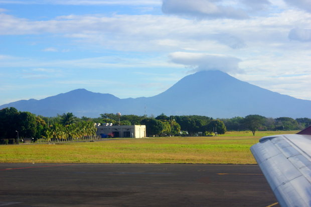 Аэропорт в Сальвадоре