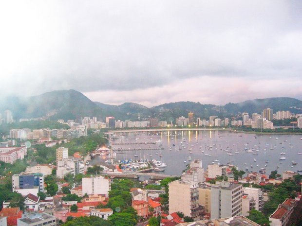 Бразилия, Рио-де-Жанейро, Гора сахарная голова, вид с фуникулера