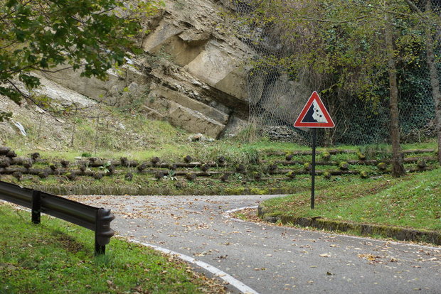 Предупреждение о камнепаде
