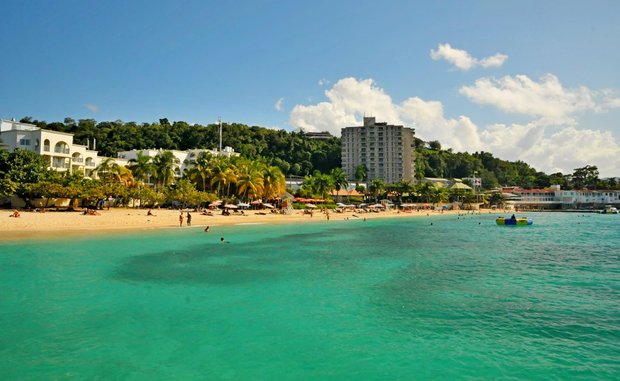Ямайка, Монтего Бей, Doctor's Cave Beach
