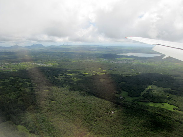 Приближение посадки на зеленый Маврикий