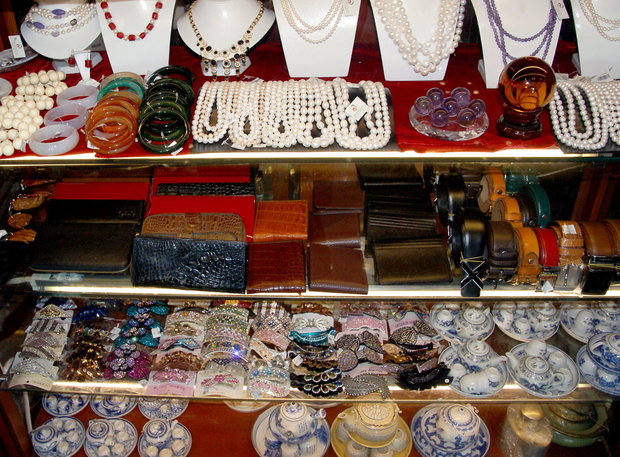 Вьетнамские украшения и сувениры