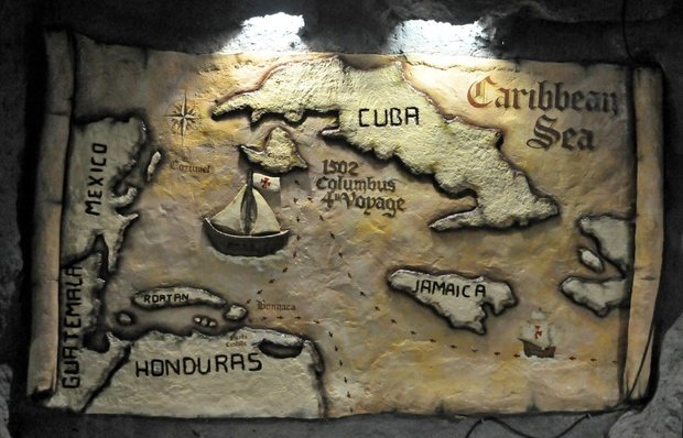 Gumbalimba park, Coxen's cave, остров Роатан, Гондурас 