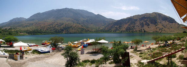 Крит. Озеро Курнас.